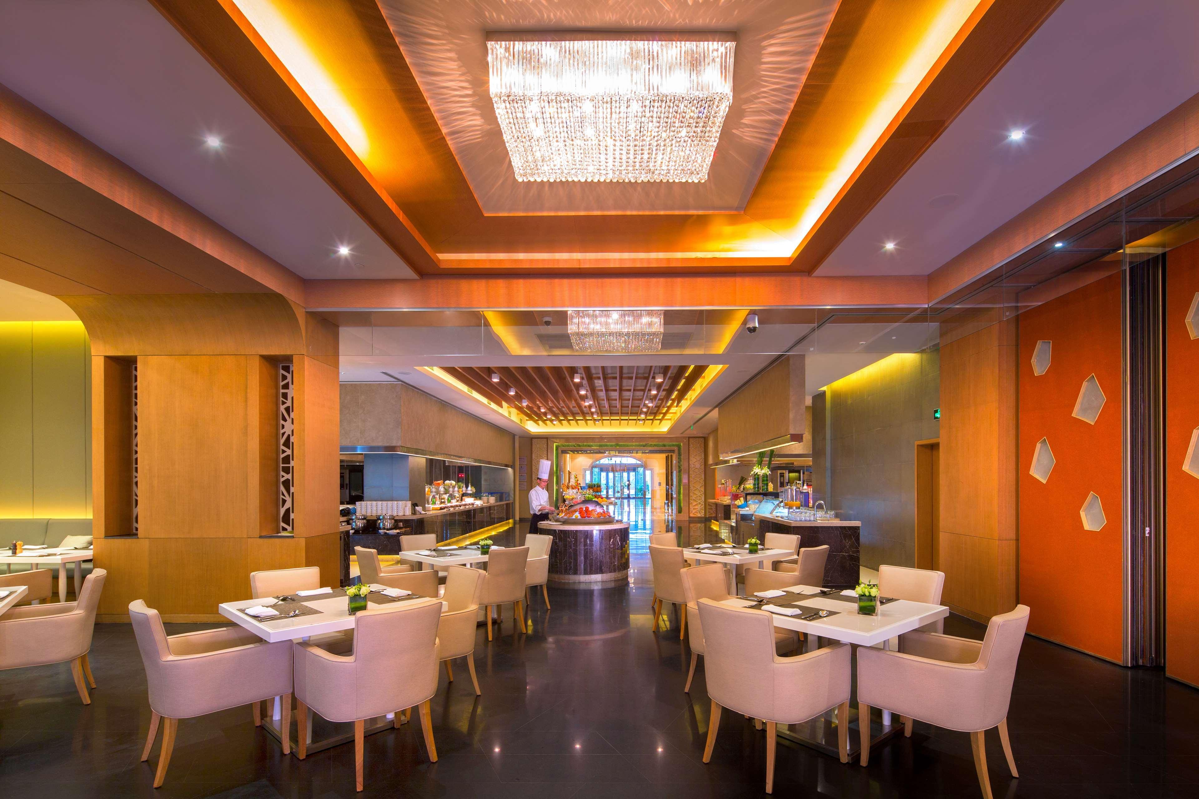 Doubletree By Hilton Ningbo - Chunxiao Otel Dış mekan fotoğraf