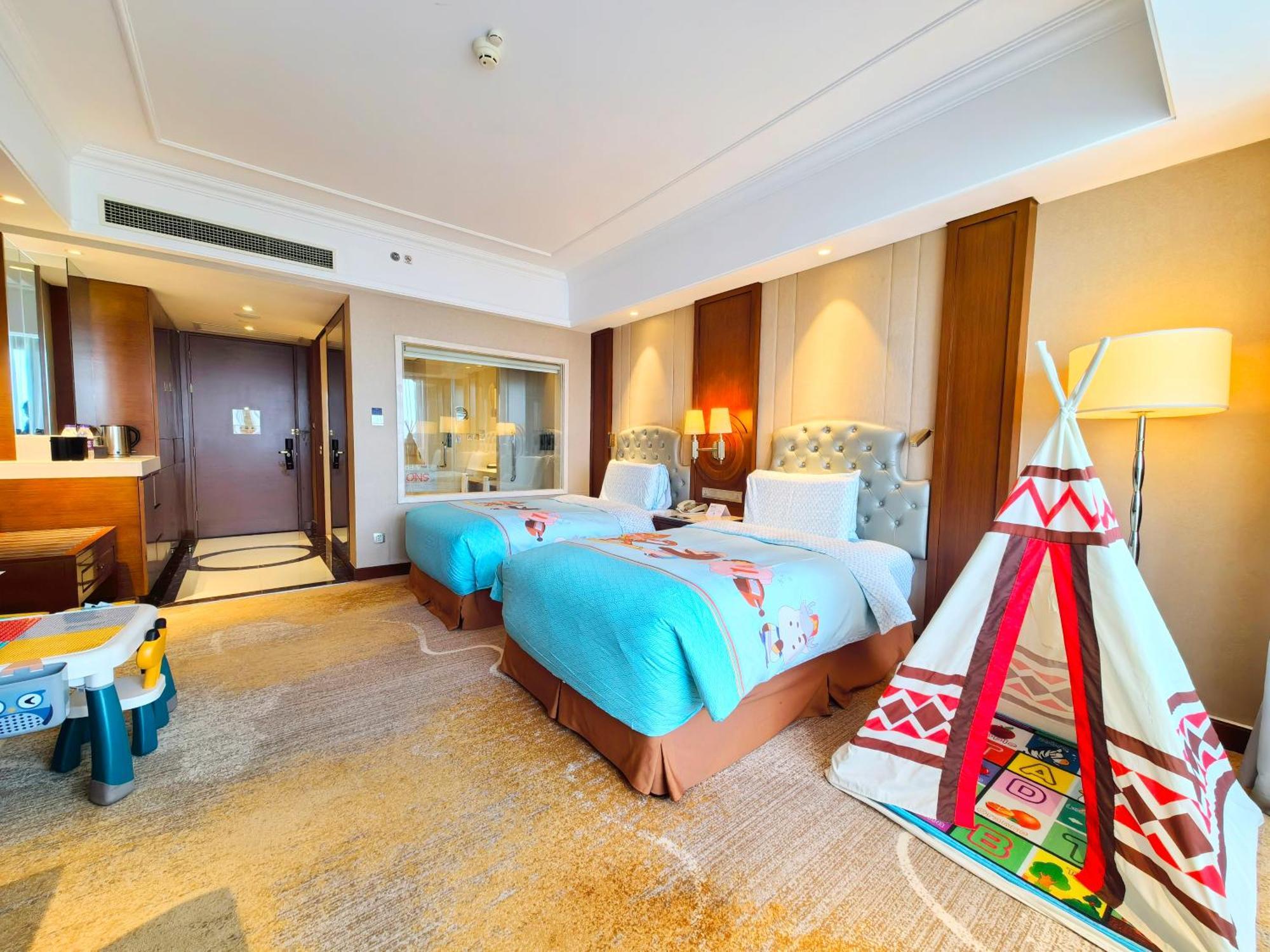 Doubletree By Hilton Ningbo - Chunxiao Otel Dış mekan fotoğraf
