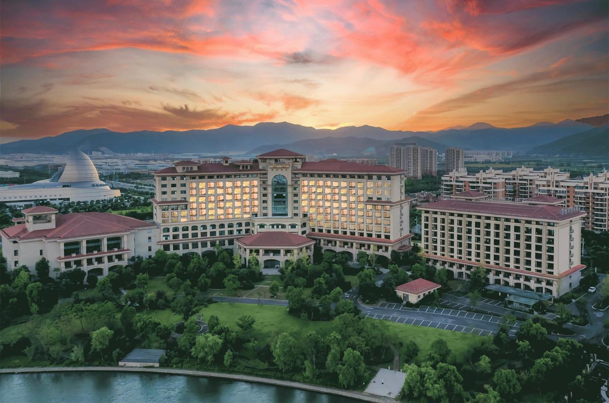 Doubletree By Hilton Ningbo - Chunxiao Otel Dış mekan fotoğraf