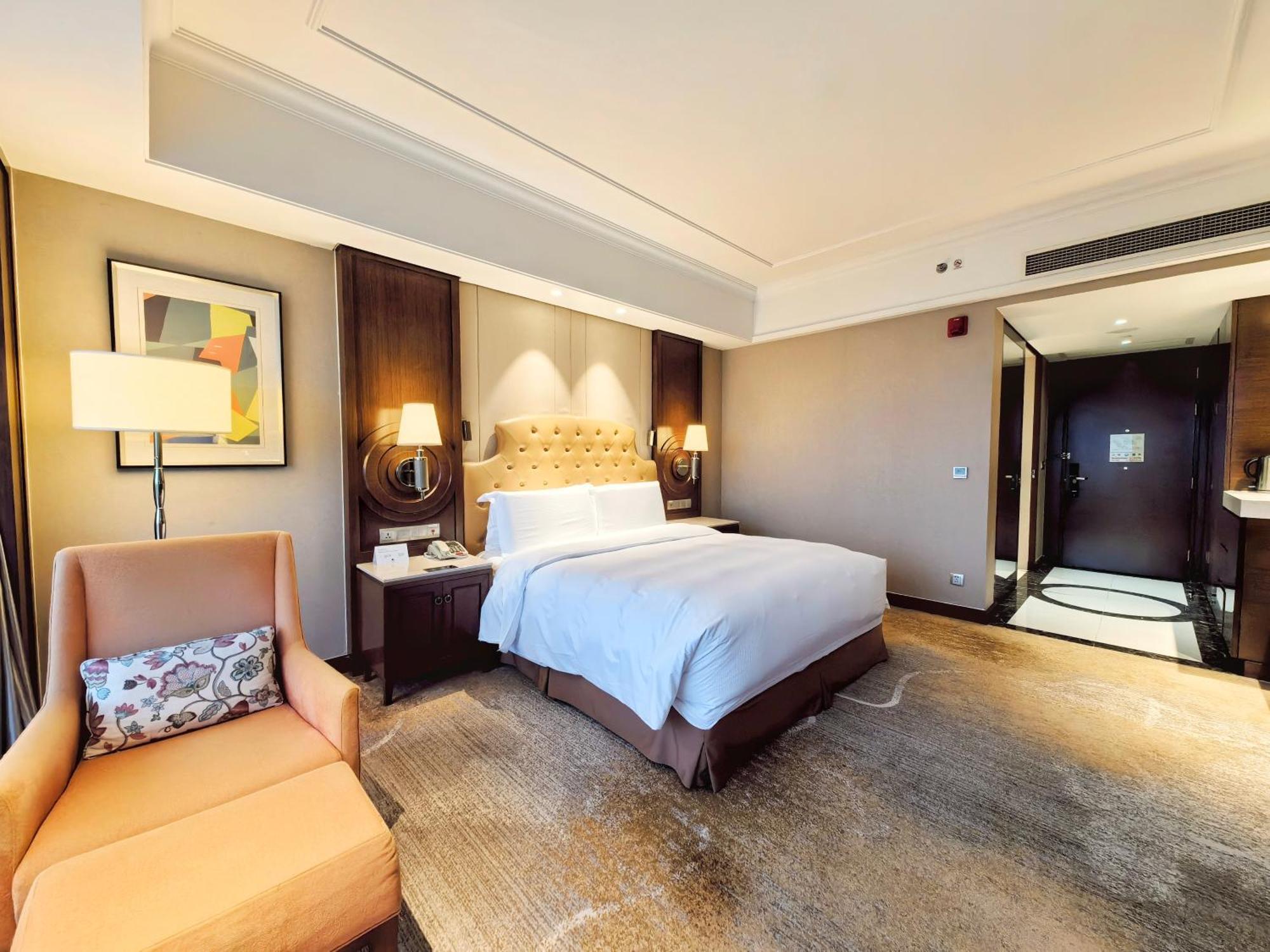 Doubletree By Hilton Ningbo - Chunxiao Otel Dış mekan fotoğraf